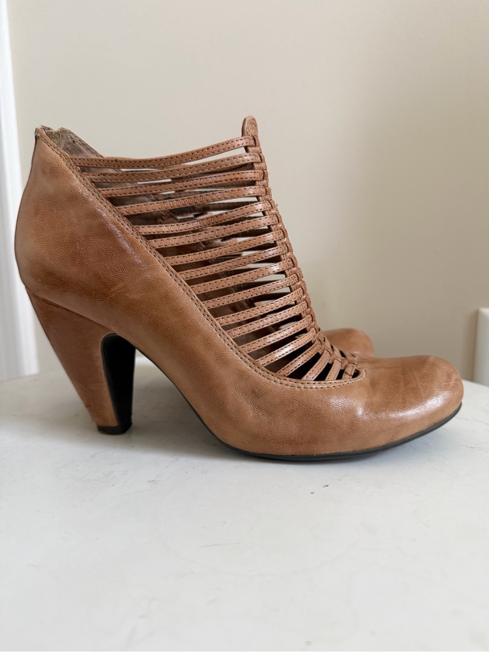 Miz Mooz Sloane Heel kitten strappy cut out  Bootie Shoes in leather -7